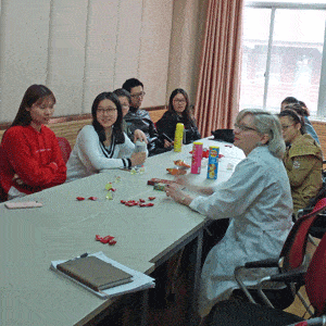 U.S. nurse volunteers in Shanghai