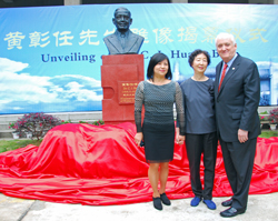 Dr. CJ Huang family at Statue Unveiling