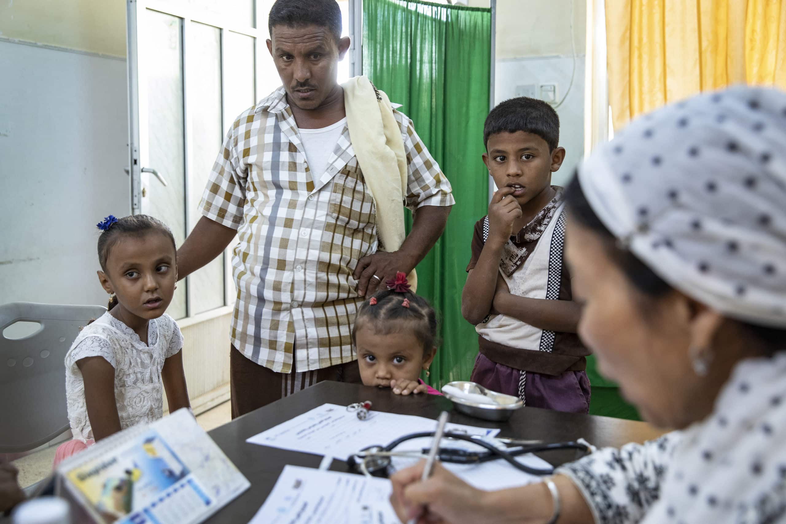 Family in Yemen receiving health care