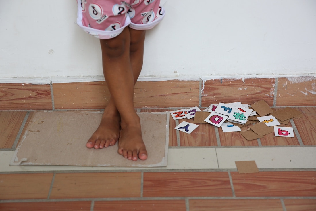young girl's feet in Colombia
