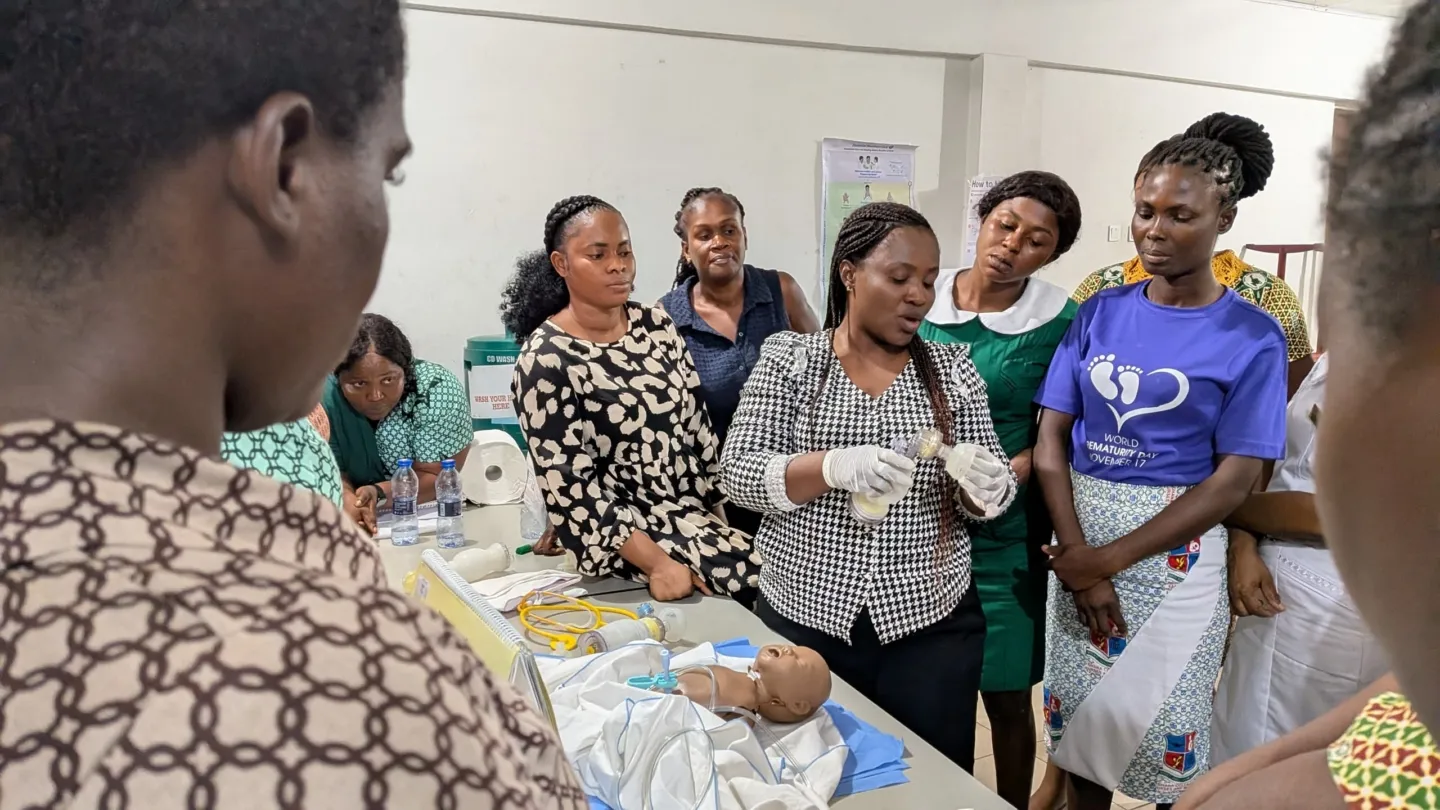group of midwives learn training in Ghana